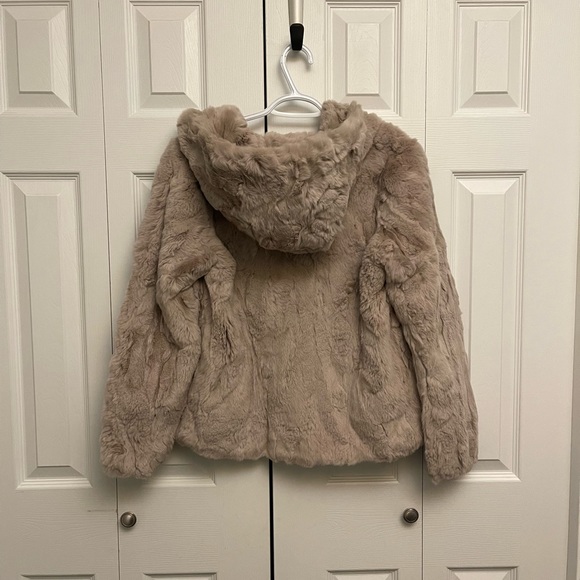 Heartloom Fur Hooded Jacket - Picture 2 of 6